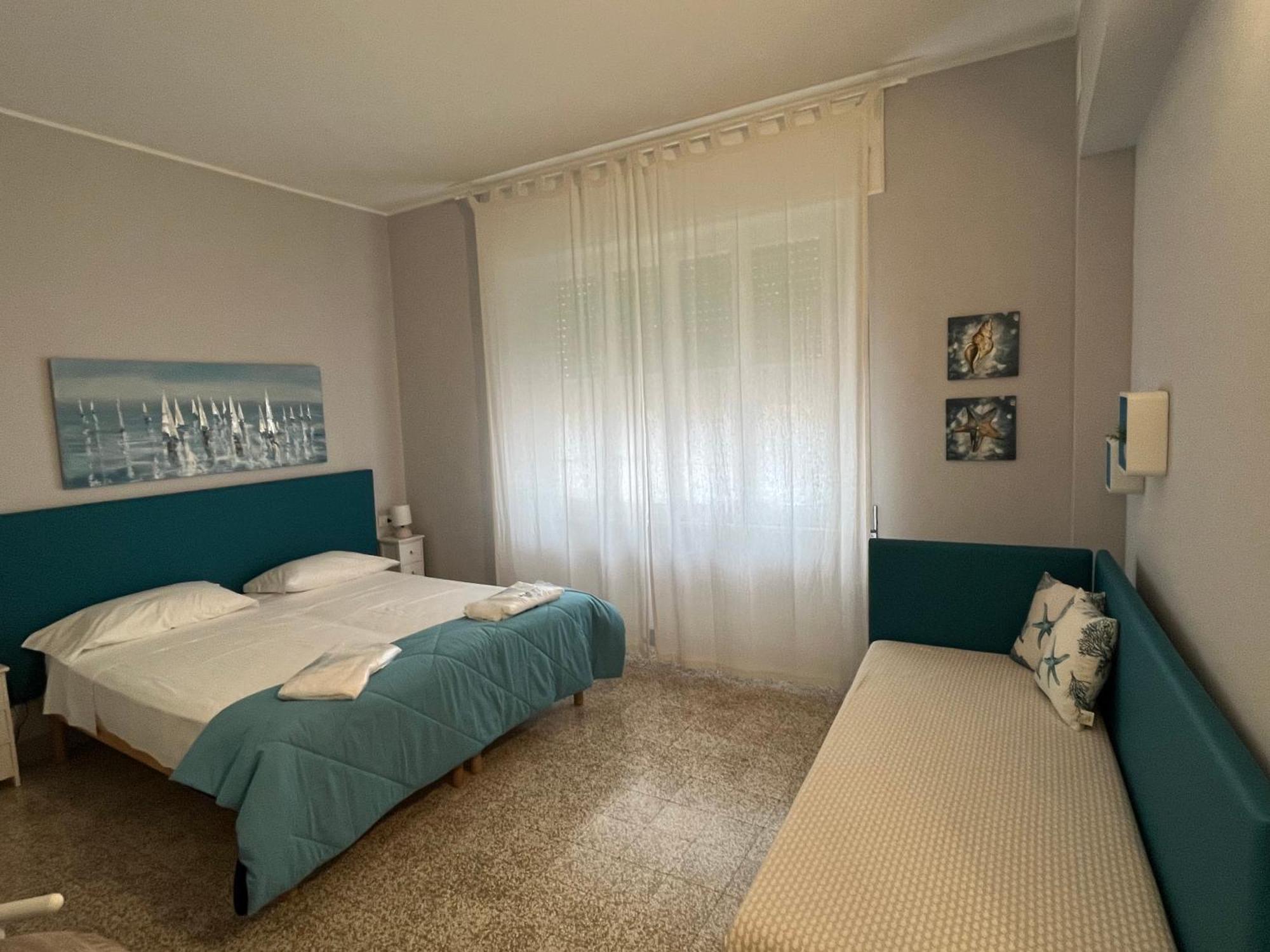 Bed And Coffee Rooms 포르토페라이오 외부 사진